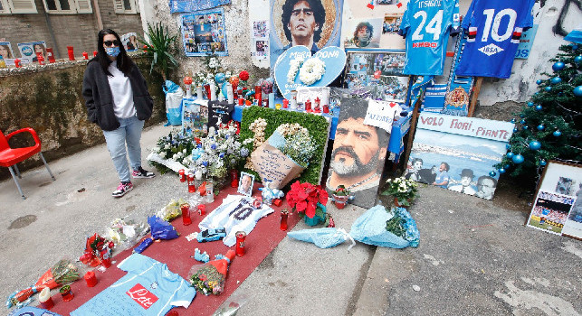 Maradona 'vive' in Napoli, Gazzetta: qui non è mai morto, c'è un Diego che la città custodisce gelosamente