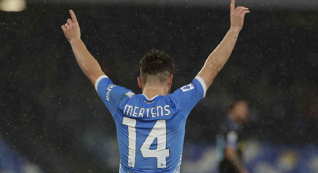 Altro record per Mertens: da quando è arrivato in Serie A nessuno ha segnato più gol da fuori area del belga