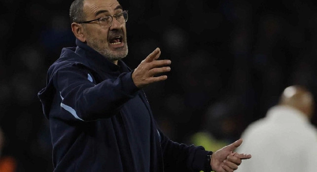 CorSport - Sarri ha rivisto il suo Napoli dalla panchina sbagliata dello stadio giusto: ha raccolto meno punti e pi&ugrave; gol del previsto