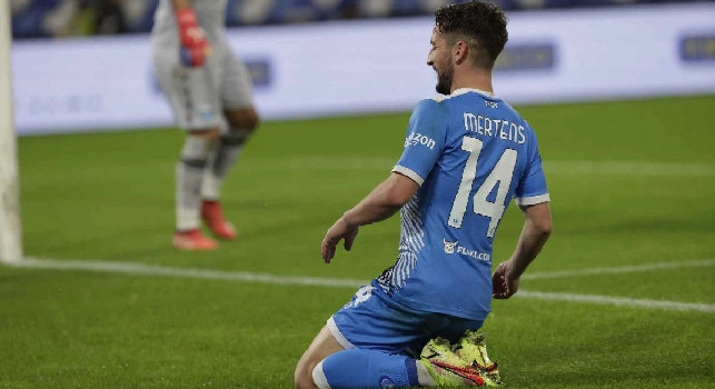 Con la doppietta alla Lazio, Mertens sale a 139 reti nei marcatori all-time del Napoli: i dettagli