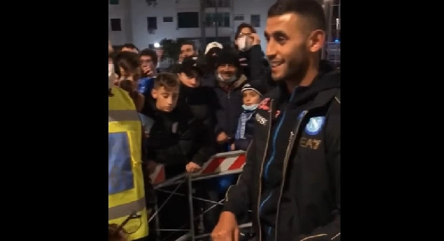 Questo rifletta il mio amore per questa gente e questa citt&agrave;&rdquo;. Bel gesto di Ghoulam a fine partita [VIDEO]