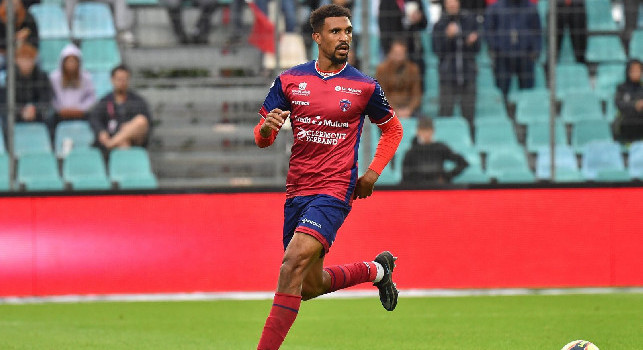 Dalla Francia - Napoli a caccia di un difensore: piace Hountondji del Clermont