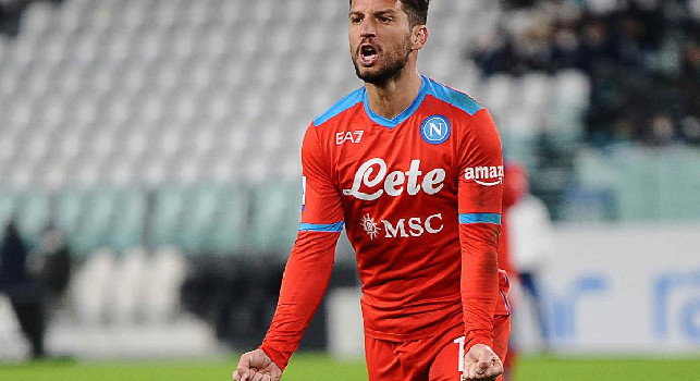 Moviola Juventus-Napoli, Marelli: Tocco di mano di Mertens da rigore. Non c'è nulla nel contatto Di Lorenzo-De Ligt