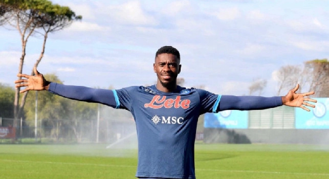 UFFICIALE - Tuanzebe, numero di maglia numero 3 per l'ultimo arrivato in casa Napoli