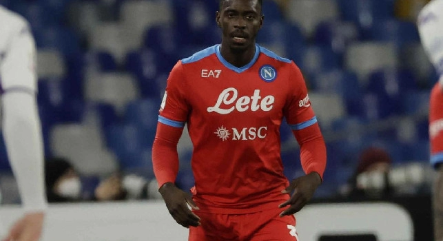 SSC Napoli, il report: Tuanzebe ha svolto terapie e lavoro in palestra, Ounas personalizzato in campo