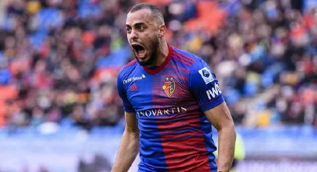 Sky - Fiorentina, Cabral sempre pi&ugrave; vicino: l'attaccante &egrave; atterrato a Firenze