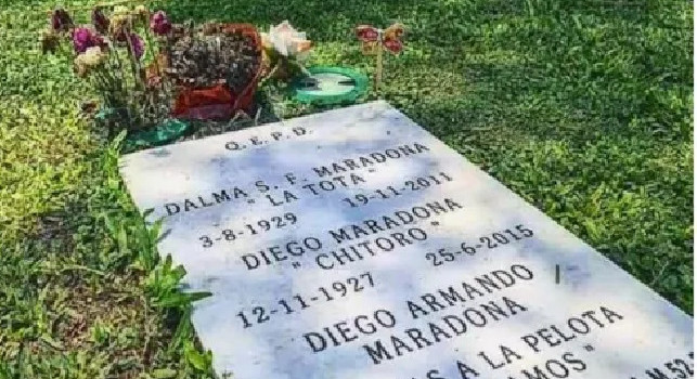 Tomba Maradona