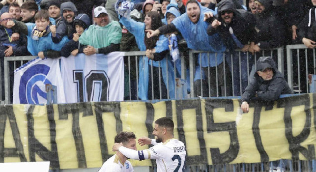 Il Mattino elogia i tifosi del Napoli: se c'è qualcosa di buono da salvare sono loro!