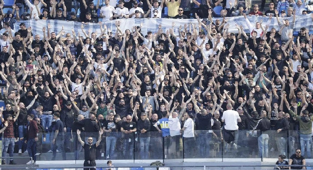 Napoli contestato in un giorno di festa, Gazzetta: solo due giocatori hanno avuto qualche applauso