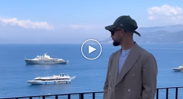 Nostalgia Insigne, guardate dov'è oggi: folgorato dal panorama! | VIDEO