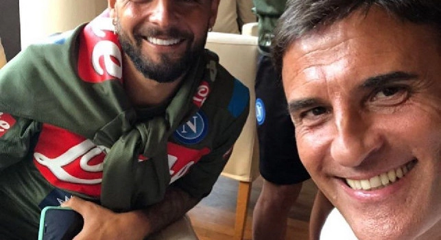Sal da Vinci saluta Insigne: Grazie per le magiche emozioni che ci hai regalato: ricordati che saremo sempre qui ad aspettarti | FOTO