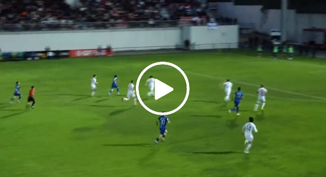 Kvaratskhelia show: altra perla, spettacolare gol col sinistro al volo ma non solo... | VIDEO