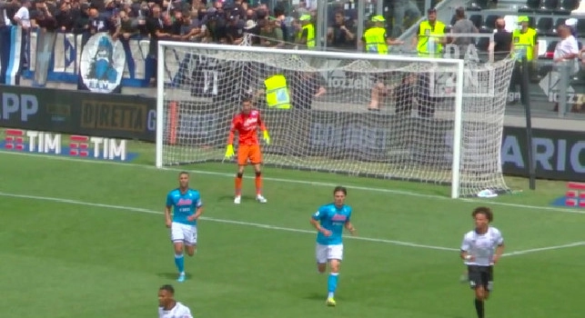 Scontri tifosi Spezia Napoli