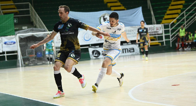 Calcio a 5, andata quarti scudetto, ad Avellino successo Sandro Abate. Il Napoli mercoledì dinanzi al suo pubblico per ribaltarla e continuare a sognare