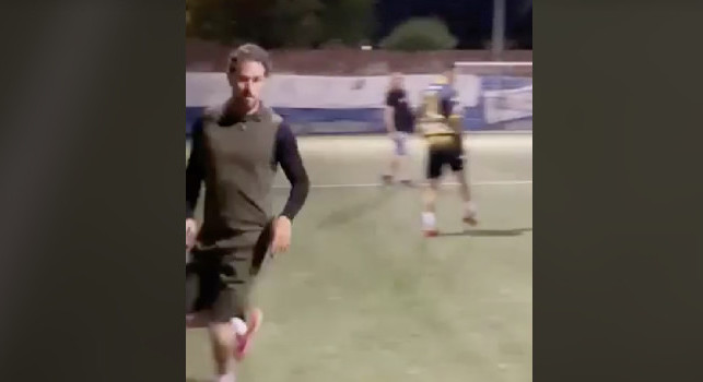Floro Flores, Cannavaro e Sal Da Vinci: partitella ieri sul campo del Real Casarea | VIDEO