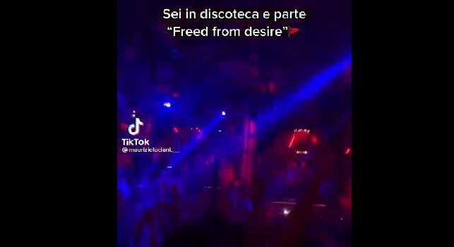 Vesuvio erutta. Il calciatore posta il video del vergognoso coro in discoteca | VIDEO