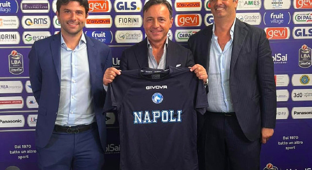 Gevi Napoli Basket, conferenza sponsor tecnico Givova: pronte tre maglie, confermato il title sponsor 2022-23