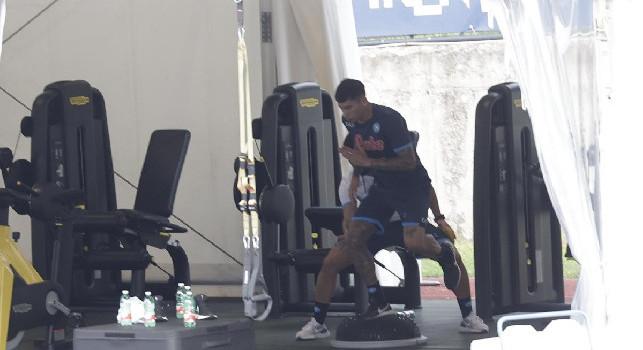 Dimaro, lavora a parte Mathias Olivera: prima in palestra poi in campo