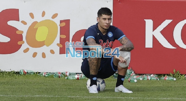 Olivera in campo a Dimaro nel giorno di riposo: lavoro individuale con Spalletti