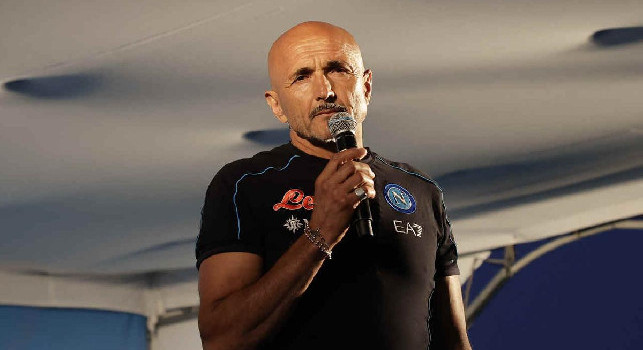 I tifosi incrociano Spalletti e gli chiedono di Koulibaly-Mertens-Dybala, la risposta del mister