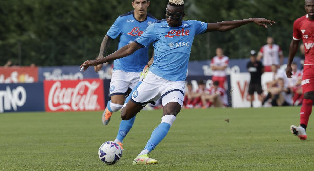 SSC Napoli, report 18 luglio: lavoro di scarico per Osimhen e Ounas. Lavoro in gruppo per Olivera