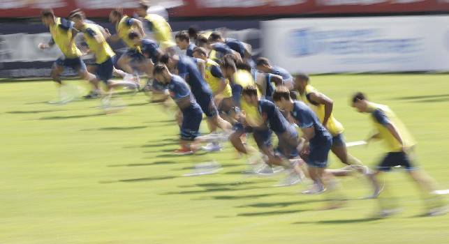 Dimaro, giorno 11: ultimo allenamento, ritiro finito! Politano KO, vistosa fasciatura al ginocchio destro