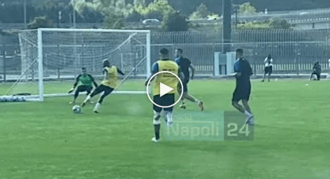 Ritiro Napoli a Castel di Sangro, highlights partitella: eurogol Lozano e Di Lorenzo! | VIDEO CN24