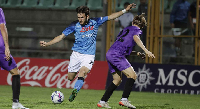 Kvaratskhelia show, assist e skills: tutte le giocate contro l'Adana Demirspor | VIDEO