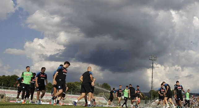 SSC Napoli: lavoro personalizzato per Zedadka, Ounas e Petagna, terapie per Politano e Ambrosino