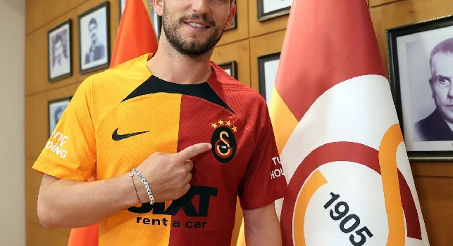 Mertens ko col Galatasaray: sulle spalle ha la numero 10