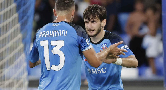 Perchè Khvicha Kvaratskhelia indossa la maglia numero 77 al Napoli, il motivo
