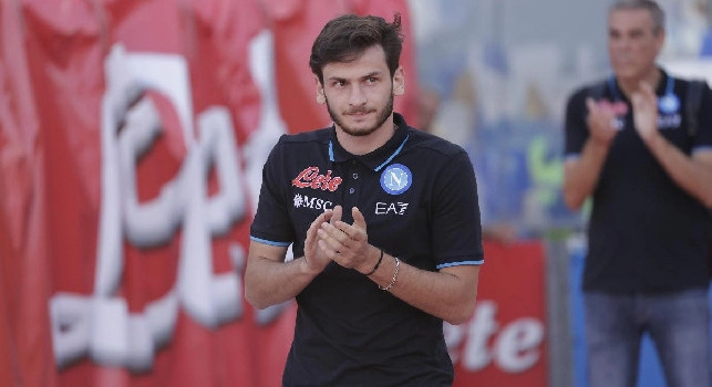 Presentazione nuovi acquisti Napoli, boato pazzesco per Kvaratskhelia e Raspadori! | VIDEO