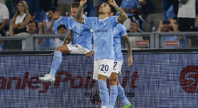 Il derby di Roma lo vince la Lazio, firma di Zaccagni e pesa il rosso ad un giallorosso