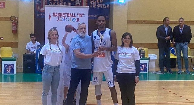 La Gevi Napoli sfiora il successo nella finale del Memorial Silvestrin, ko contro Venezia 70-71