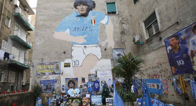 Largo Maradona Murales Napoli Quarti Spagnoli