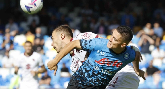 Doppio cambio per Spalletti: fuori Zielinski e Raspadori per un problema, dentro Ndombele e Simeone