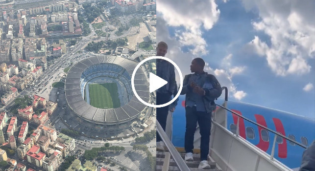 L'Ajax è appena atterrato all'aeroporto di Napoli | VIDEO