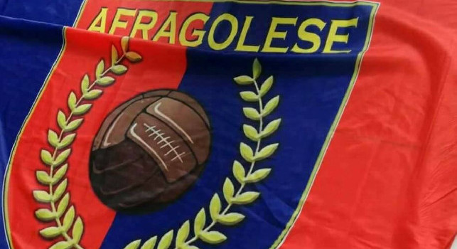 Afragolese, assaltato il pullman della squadra con bastoni e bombe carte