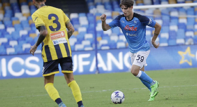 Gazzetta - Bereszynski-Zanoli: l'impatto dell'affare sui conti di Napoli e Samp