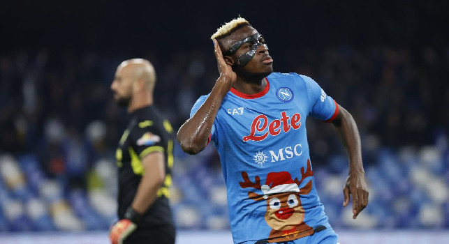 Osimhen da applausi: Razzismo? A Napoli non l'ho mai avvertito, è un tema solo dei tifosi rivali! Qui mi sento in famiglia
