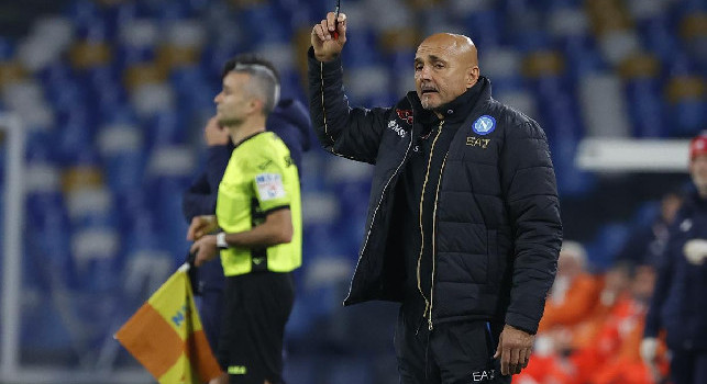 Rigoristi Napoli, Gazzetta: gestione elastica di Spalletti. Si arrabbia se qualcuno vuole farlo diventare un problema
