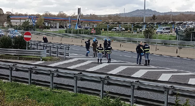 Scontri ultras Napoli-Roma, le mosse del Governo: Daspo a vita, trasferte vietate e chiusura delle curve