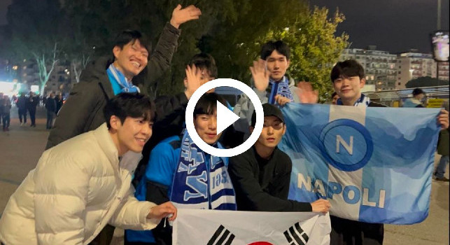Napoli-Juve, a Fuorigrotta anche un gruppo di tifosi coreani: entusiasmo alle stelle | VIDEO CN24