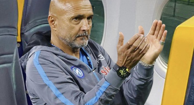 SMM Ryanair show dopo Napoli-Juve: Concessi applausi all'atterraggio! | FOTO