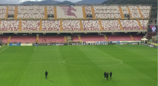 Salernitana-Napoli, bambini in campo prima del match: l'iniziativa