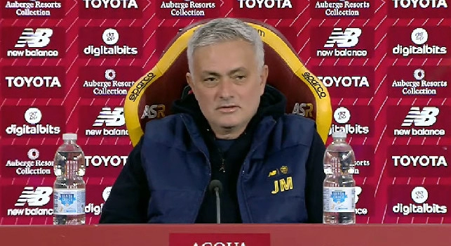 Roma, Mourinho in conferenza: Il Napoli vincerà lo scudetto, ma risultato ultra-immeritato! Osimhen non deve tuffarsi, ma stavo applaudendo il suo gol