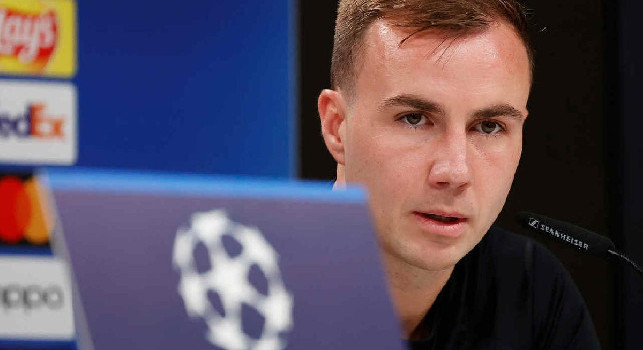 Eintracht, Gotze in conferenza: La sfida al Napoli sarà bellissima, non vedo l'ora di vedere Lobotka! Sull'ipotesi Napoli per me nel 2020... | VIDEO