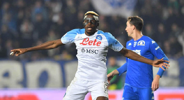Napoli-Lazio 0-1: Osimhen colpisce la traversa su cross di Kvara