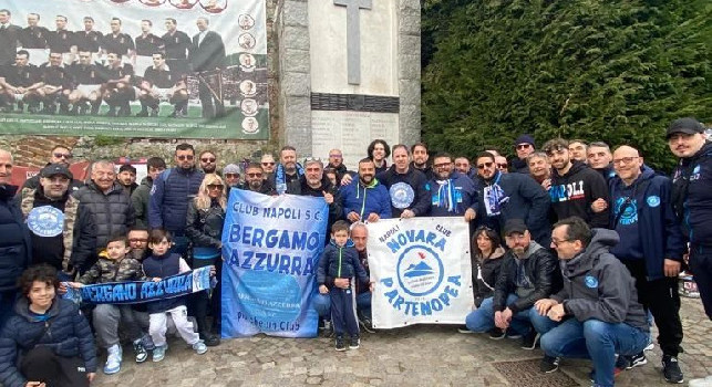 Omaggio di due delegazioni di Club Napoli al monumento al Grande Torino a Superga | FOTO