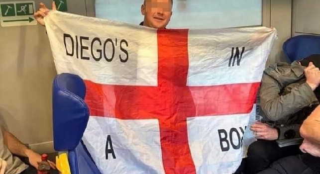 Maradona bandiera inglese